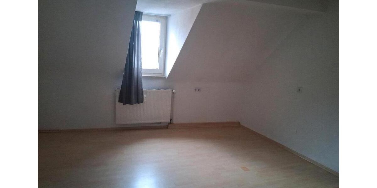 Dachgeschoßwohnung Alzenau - 2 Zimmer, 40 m&sup2;, 400&euro; | Angebot:26326267