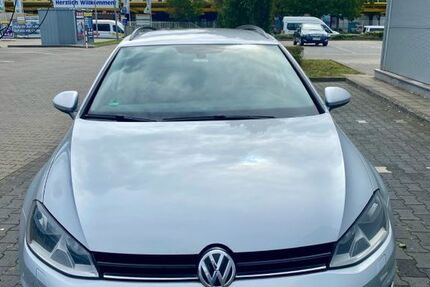 VW Golf 242.470 km 6.900 € Hochheim 65239