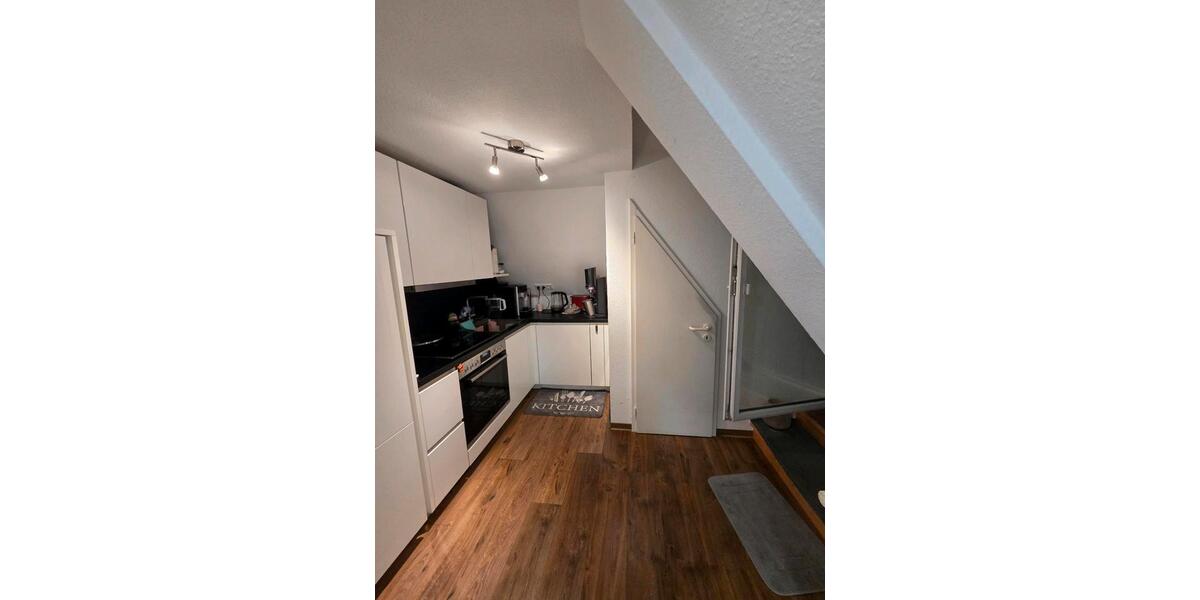 Dachgeschoßwohnung Rosbach vor der Höhe - 2 Zimmer, 55 m&sup2;, 890&euro; | Angebot:26338605