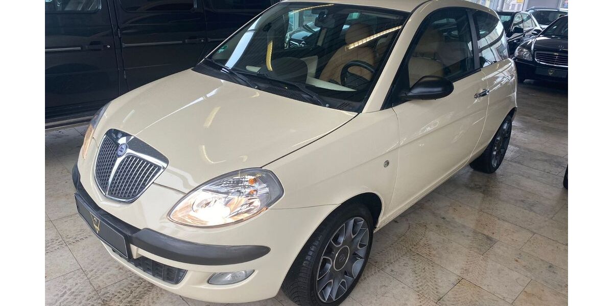 Lancia Ypsilon 163.000 km 1.999 &euro; Neu-Isenburg 63263