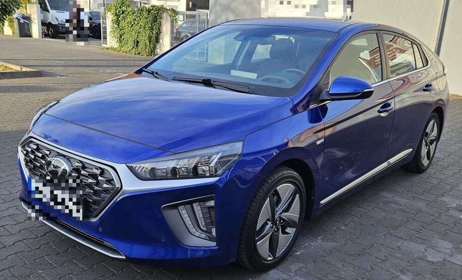 IONIQ
