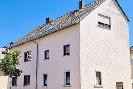 Haus zum Kaufen in Steinbach 1.080.000 € 302 m² 8.5 zimmer