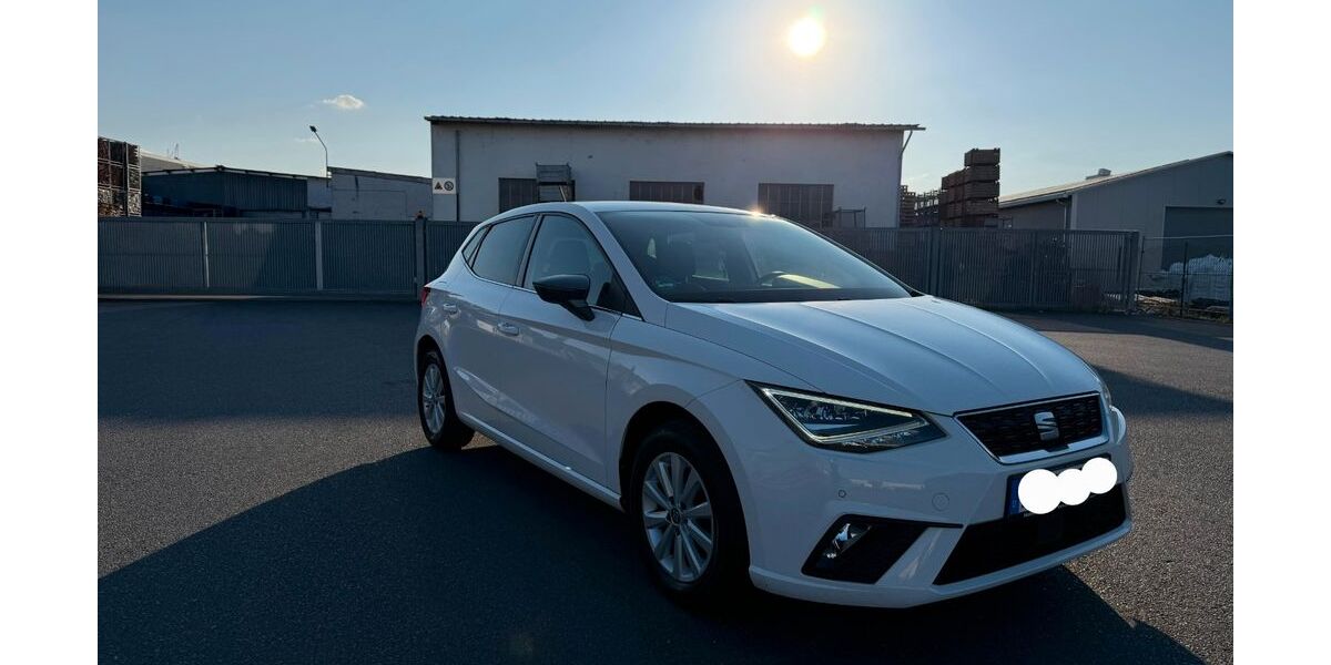 Seat Ibiza 82.000 km 11.999 &euro; Offenbach 63065