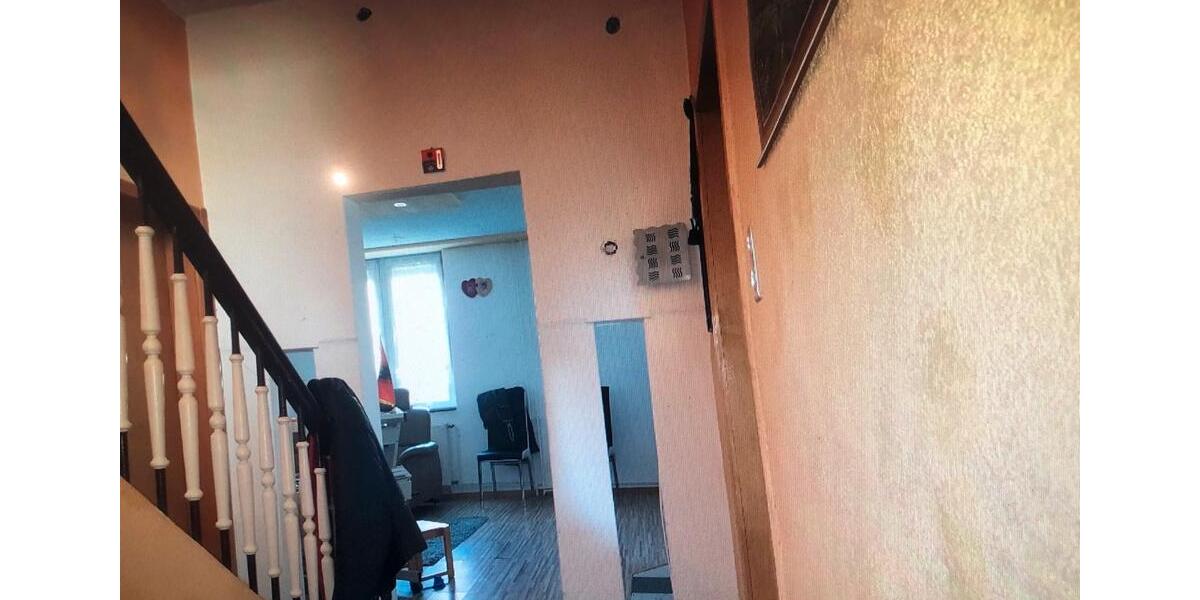 Ich bitte Einfamilienhaus zu vermieten in FreigerichtSomborn 7 zimmer