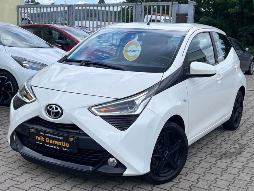 Aygo (X)