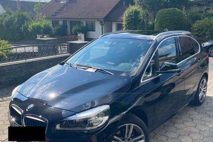 BMW 220 Active Tourer 82.000 km 16.500 € Hammersbach 63546