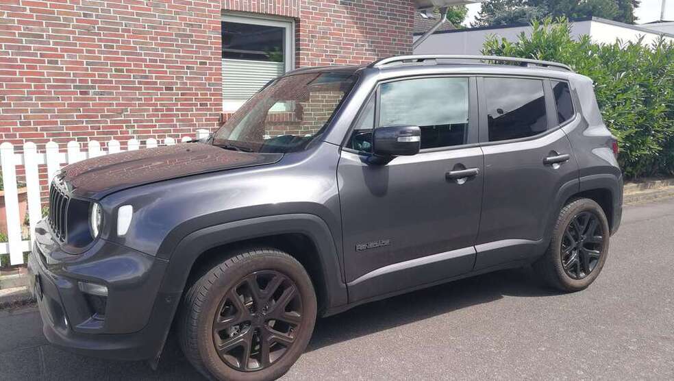 Jeep Renegade 18.000 km 17.000 € Erzhausen 64390