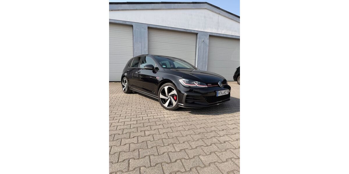 VW Golf 93.500 km 20.799 &euro; Sulzbach 65843