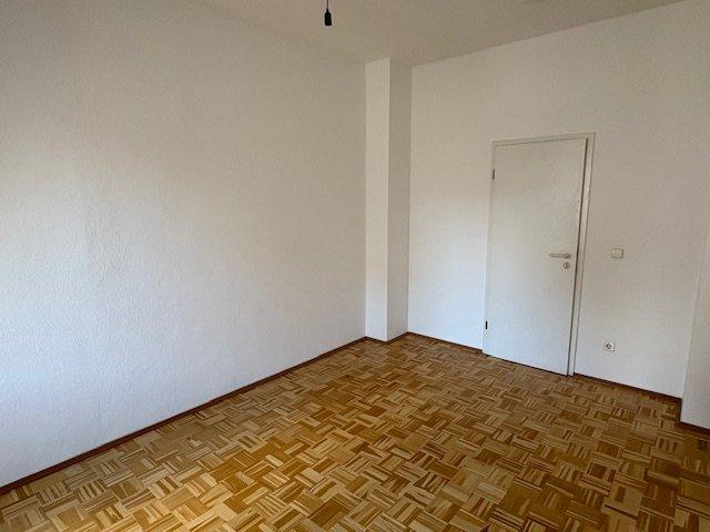 Dachgeschoßwohnung Frankfurt am Main Gutleutviertel - 2 Zimmer, 71 m&sup2;, 930&euro; | Angebot:26232495