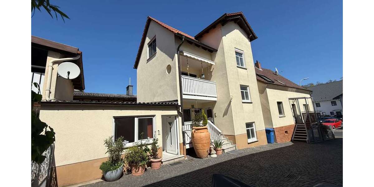 Einfamilienhaus Freigericht - 10 Zimmer, 220 m&sup2;, 420.000&euro; | Angebot:26522112