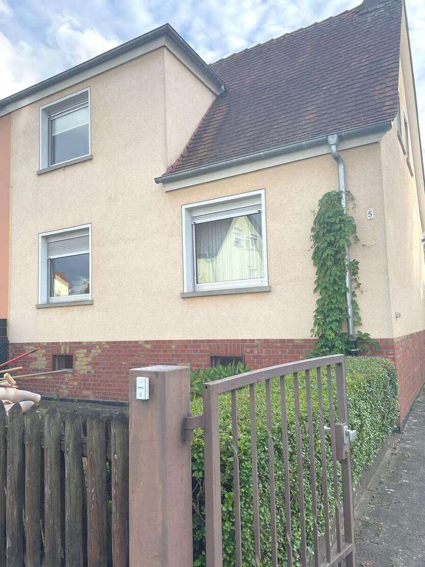 Haus zum Kaufen in Hanau 265.000 € 77 m² 4 zimmer