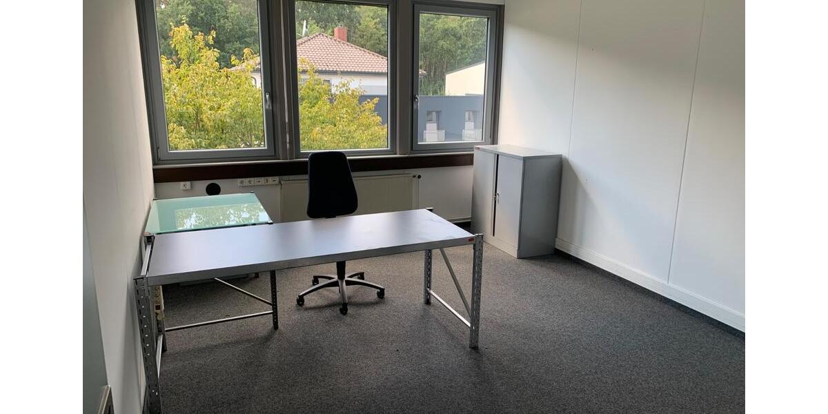 „All inclusive“ Büro in Heusenstamm, teilweise möbliert zimmer