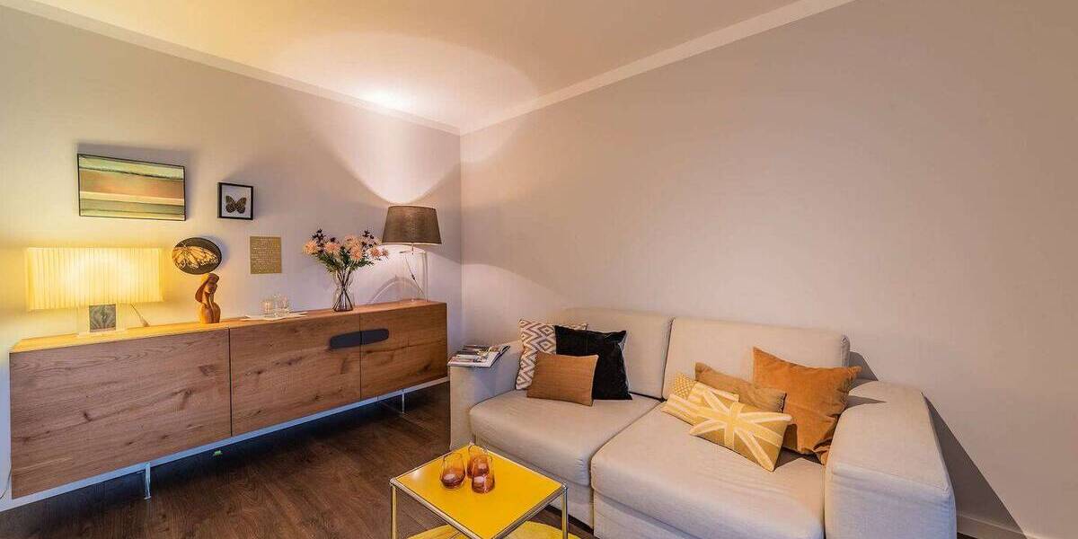 Etagenwohnung Frankfurt am Main Westend-Süd - 2 Zimmer, 55 m&sup2;, 1.790&euro; | Angebot:26683317