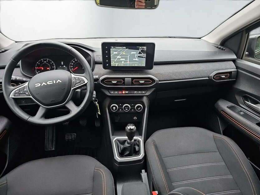 Dacia Sandero III Stepway Expression TCe 100 LPG 58.177 km 14.890 € Schwalbach/Taunus 65824