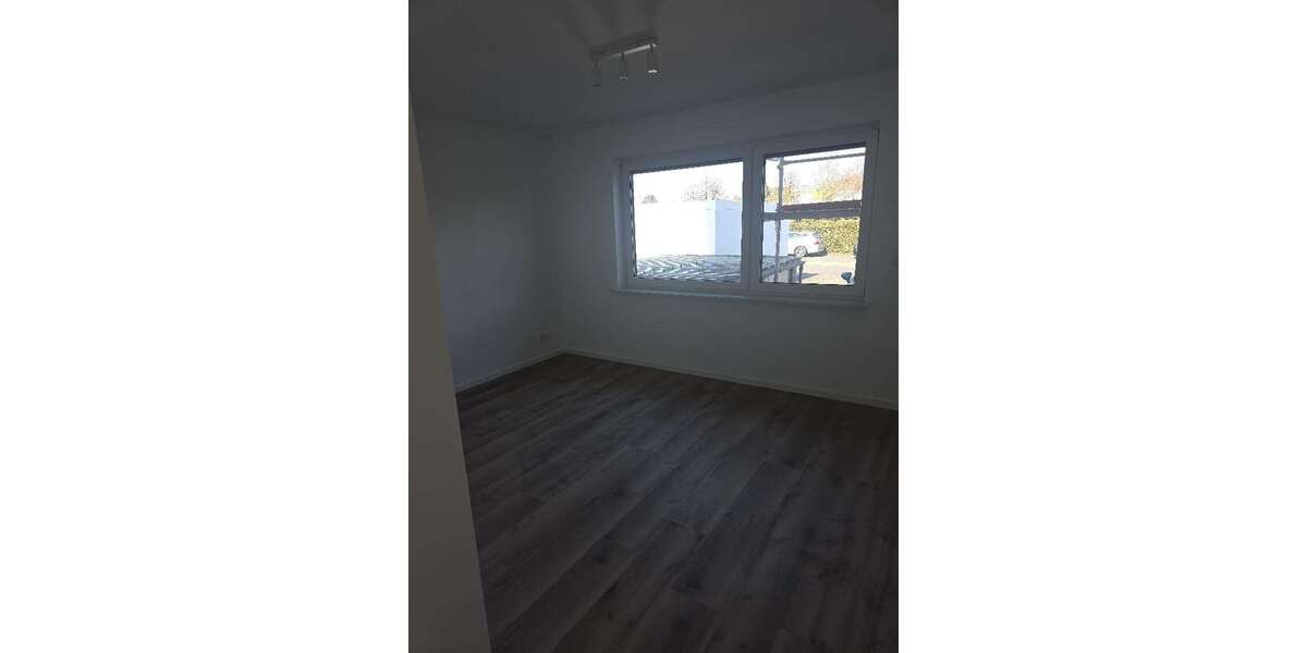 Etagenwohnung Eschborn - 4 Zimmer, 133 m&sup2;, 1.850&euro; | Angebot:27080557