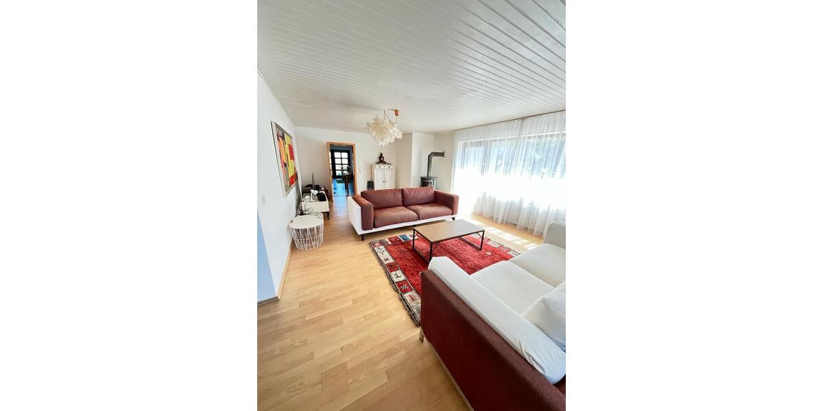 Bungalow Niddatal - 9 Zimmer, 292 m&sup2;, 649.000&euro; | Angebot:27242860