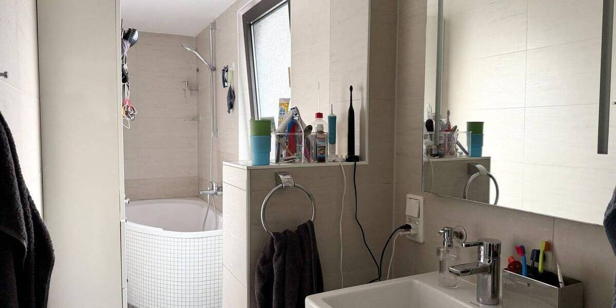 Einfamilienhaus Offenbach Bürgel - 5 Zimmer, 132 m&sup2;, 299.000&euro; | Angebot:26379540