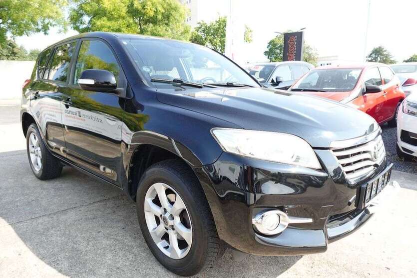 RAV 4