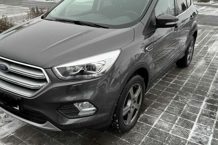 Ford Kuga 97.400 km 18.200 &euro; Friedberg 61169