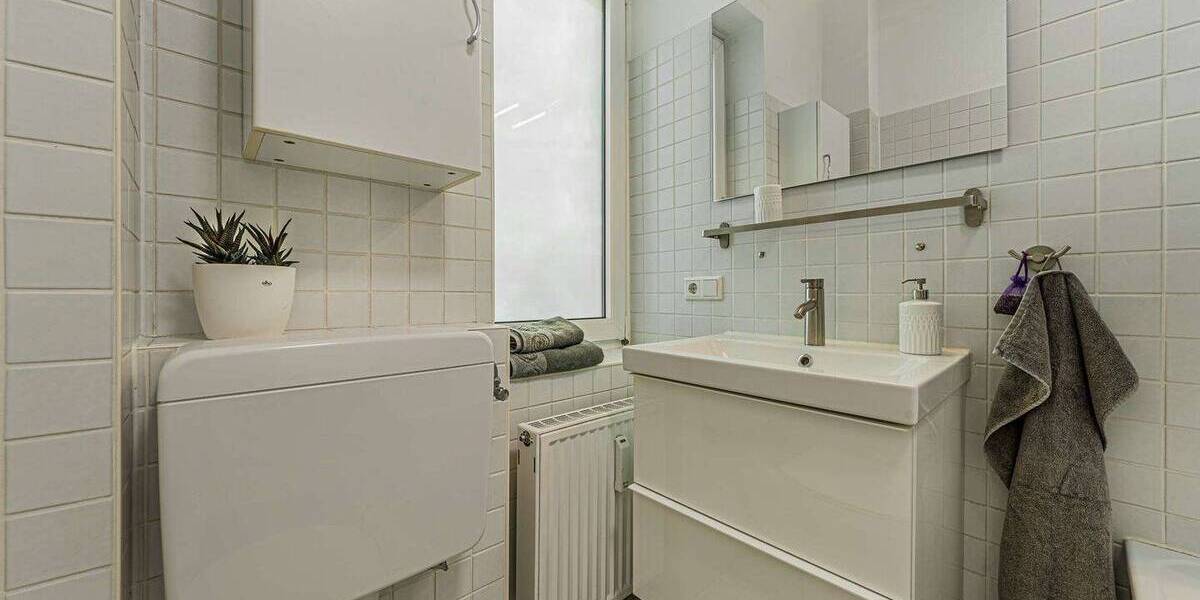 Etagenwohnung Frankfurt am Main Westend-Süd - 2 Zimmer, 68 m&sup2;, 1.790&euro; | Angebot:26840617