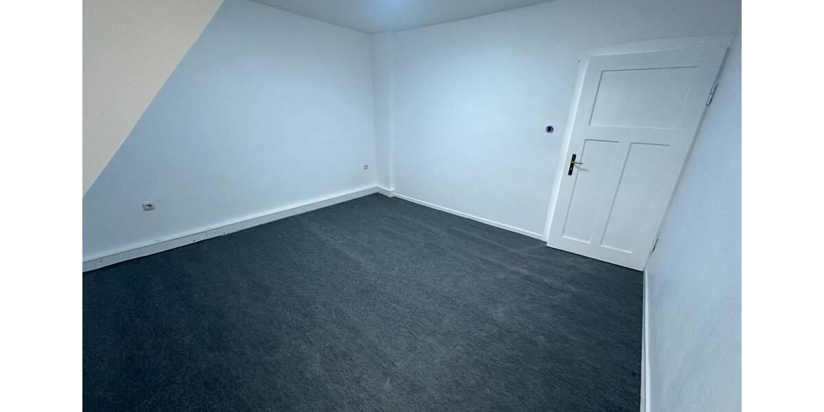 Dachgeschoßwohnung Friedrichsdorf - 2 Zimmer, 55 m&sup2;, 1.040&euro; | Angebot:26656472