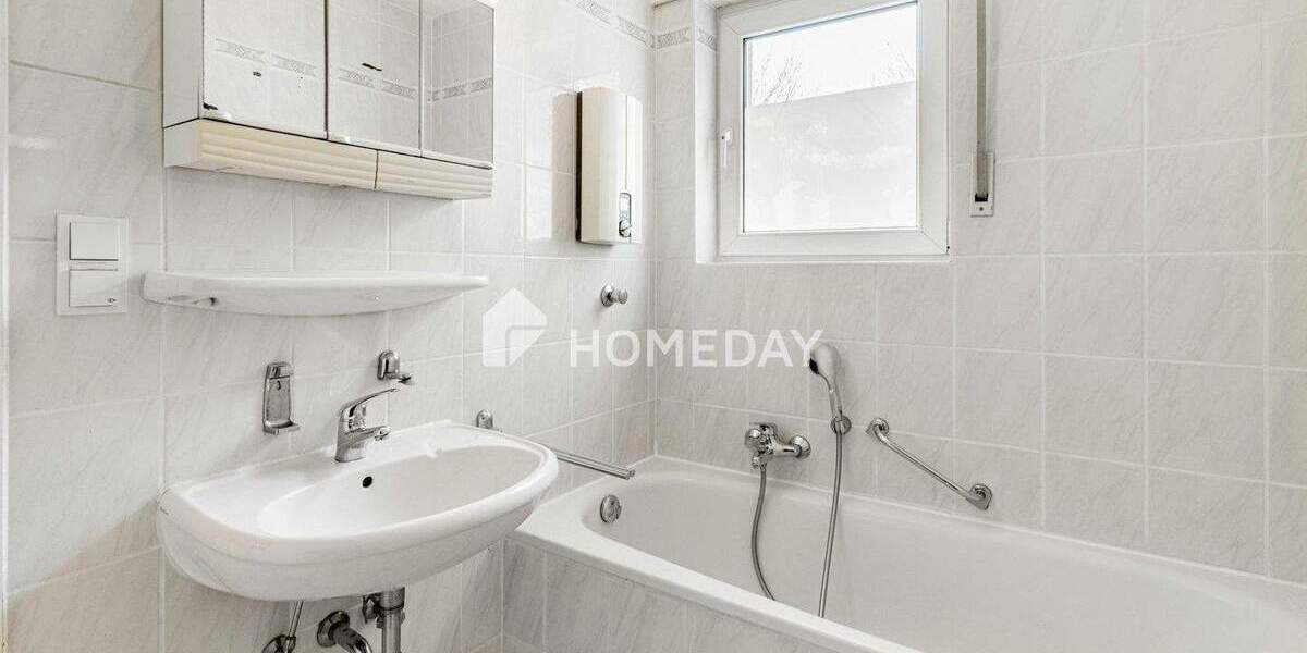 3-Zimmer-Wohnung im Hochparterre - Balkon mit Blick ins Grüne und Stellplatz inklusive 3 zimmer