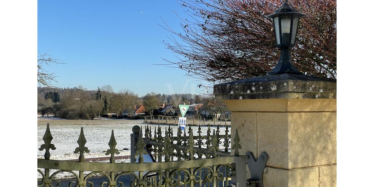 VON POLL BAD HOMBURG: Erstbezug, direkt am Kirdorfer Feld: die ideale Wohnung für Zwei 3.5 zimmer