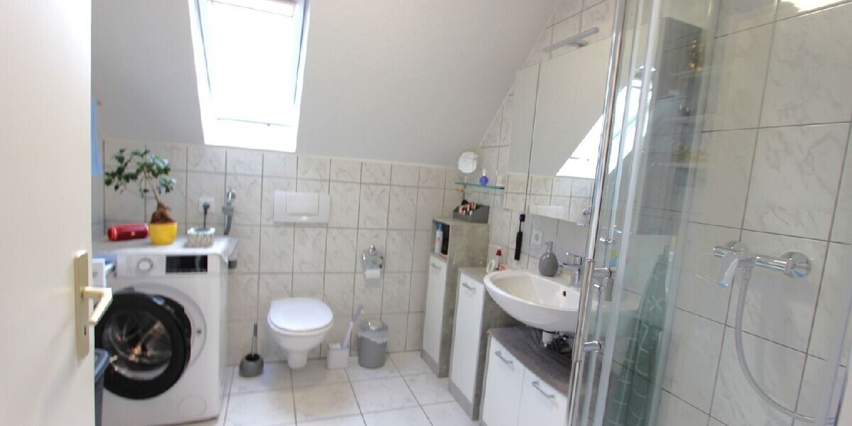 albero:) 3 Wohnungen + Gewerbeinheit auf großem Areal - Mehrfamilienhaus, Wohnhaus Seligenstadt Klein-Welzheim | Angebot:27347355