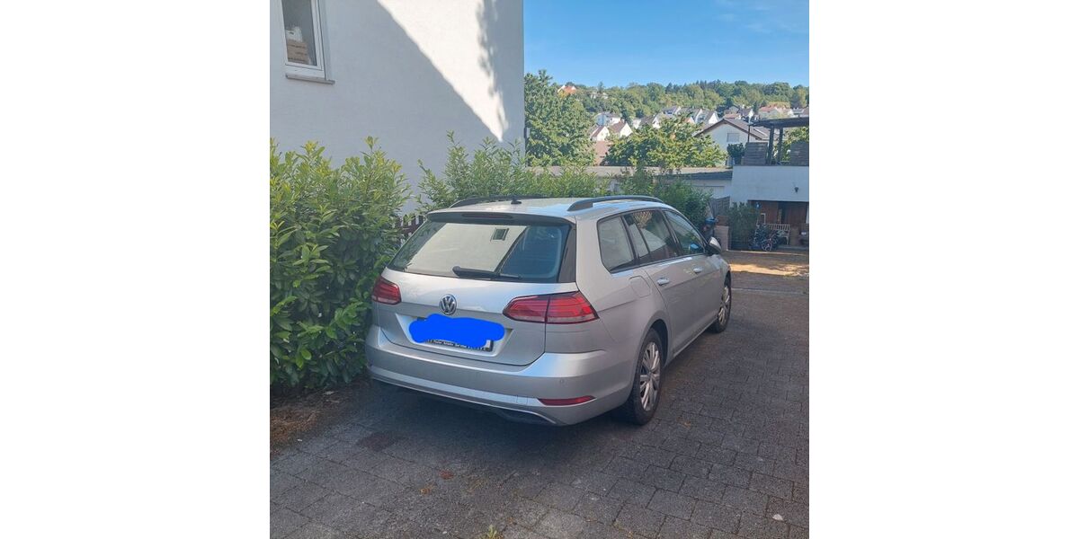 VW Golf 90.000 km 15.500 &euro; Schöneck 61137