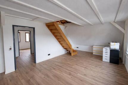 Wohnung Hanau Lamboy - 2.5 Zimmer, 70 m&sup2;, 1.050&euro; | Angebot:26238019