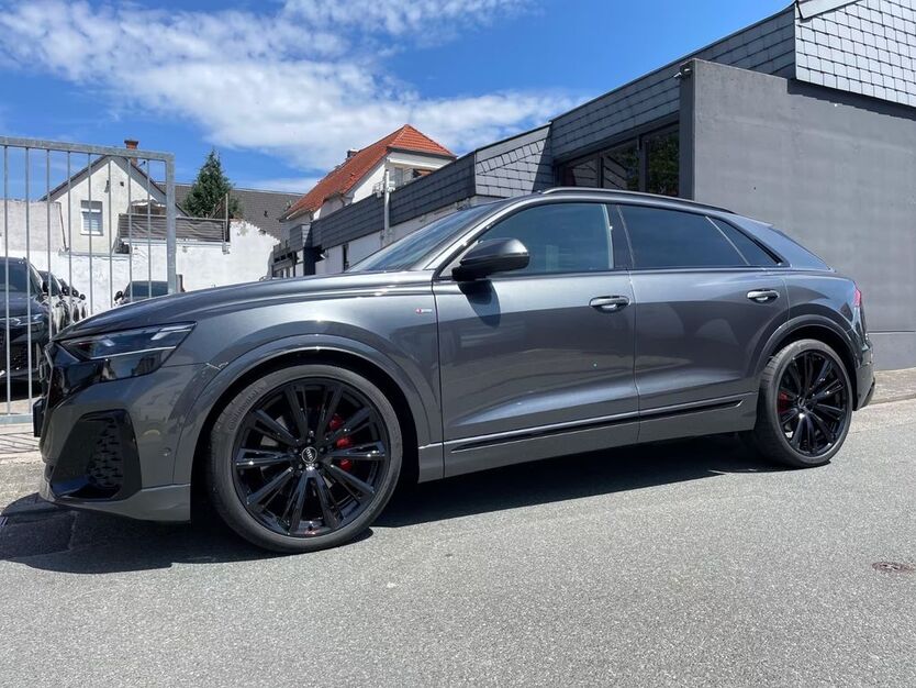 Audi Q8 1.100 km 88.990 € Flörsheim am Main 65439