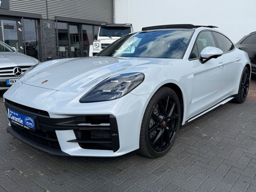 Porsche Panamera 22.000 km 102.800 € Gelnhausen 63571