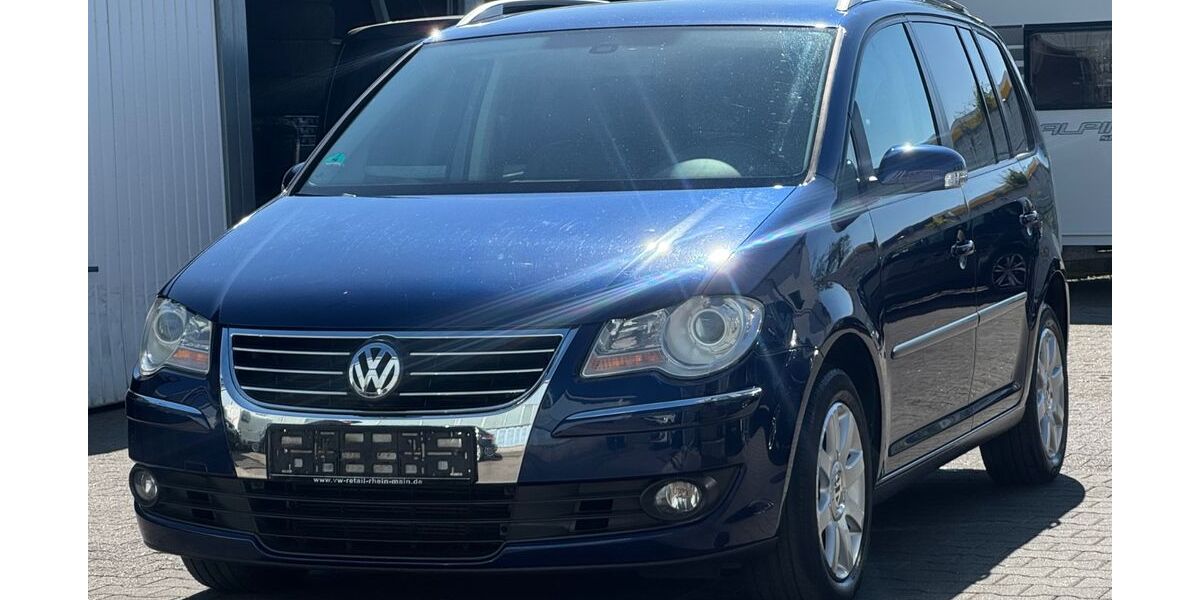 VW Touran 114.350 km 4.999 &euro; Offenbach am Main 63075