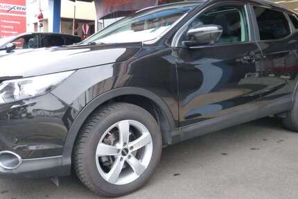 Nissan Qashqai 69.385 km 15.390 &euro; Schöneck 61137