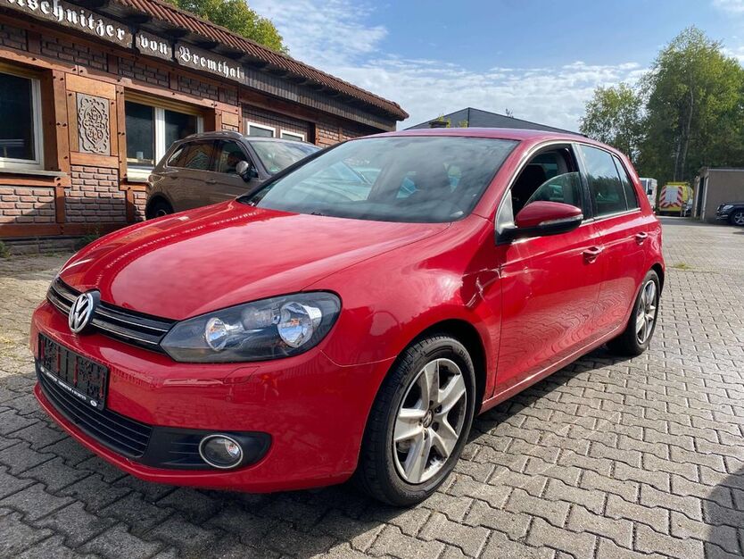 VW Golf 196.000 km 5.299 € Eppstein 65817