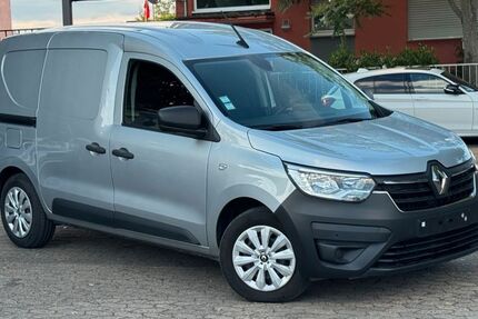 Renault Kangoo 89.321 km 10.900 &euro; Frankfurt am Main 65933