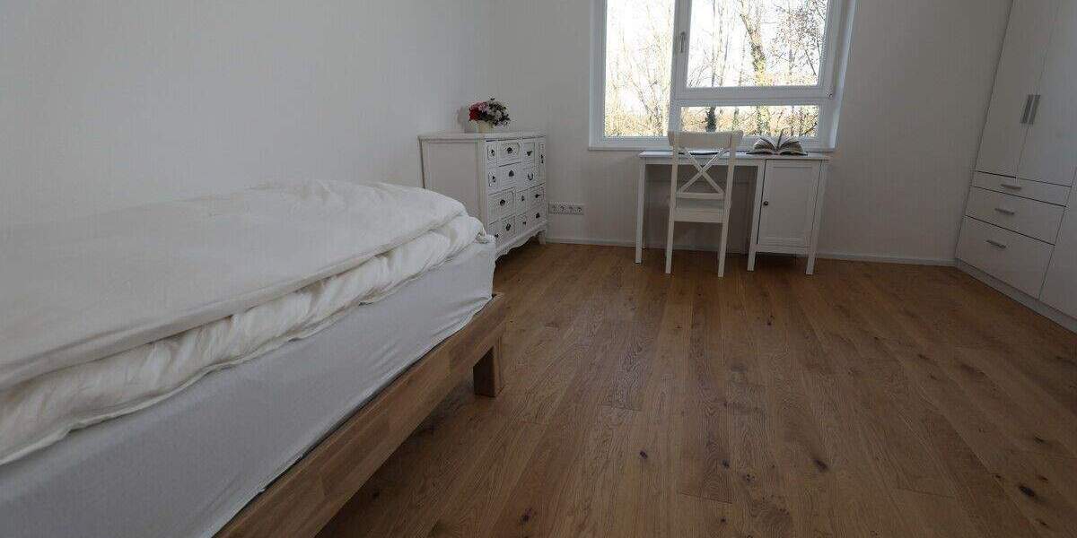 Einfamilienhaus Niederdorfelden - 7 Zimmer, 210 m&sup2;, 3.100&euro; | Angebot:25665446