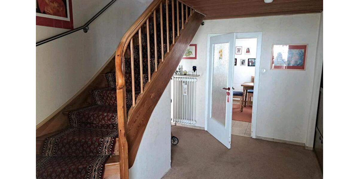 Einfamilienhaus Freigericht - 8 Zimmer, 200 m&sup2;, 460.000&euro; | Angebot:26592271