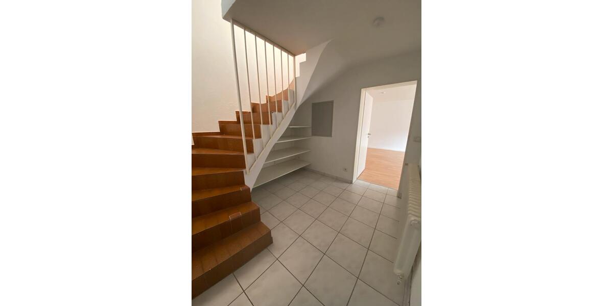 Doppelhaushälfte Bruchköbel - 6 Zimmer, 170 m&sup2;, 550.000&euro; | Angebot:26820265