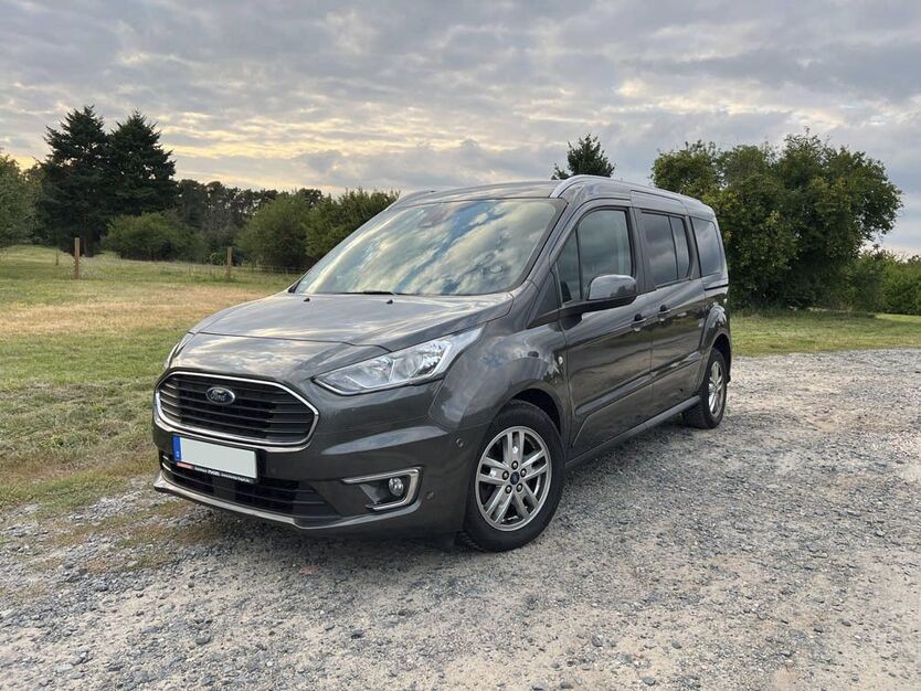 Ford Tourneo Connect 83.600 km 17.800 € Mühltal 64367