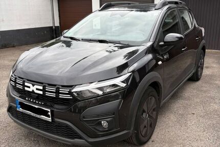 Dacia Sandero 21.600 km 18.300 &euro; Darmstadt 64285