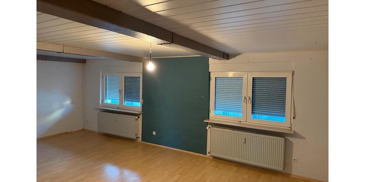 6-Zimmer Zweifamilienhaus nur 150 m zum Main – familienfreundlich 6 zimmer