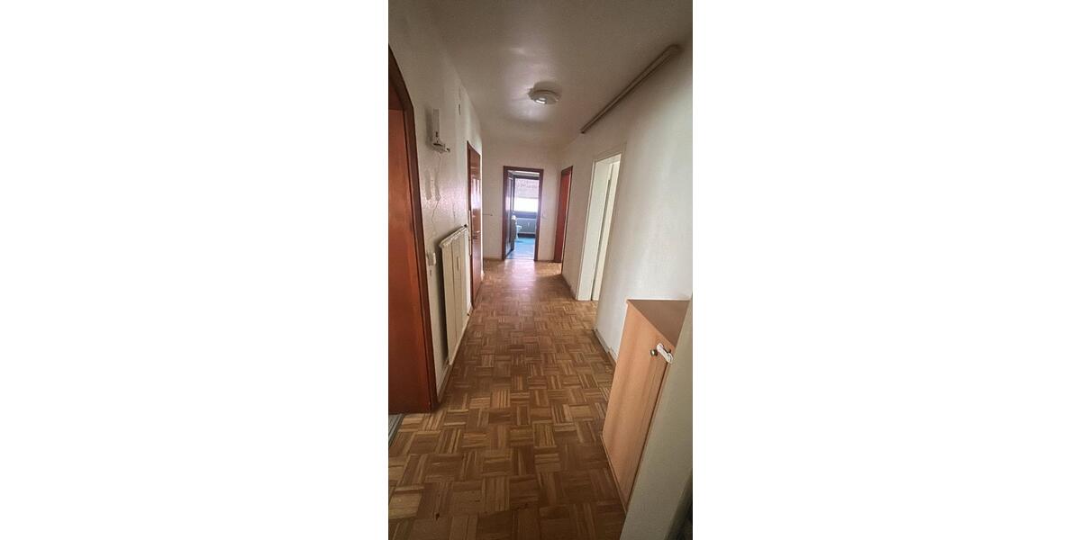 Etagenwohnung Frankfurt am Main Sossenheim - 4 Zimmer, 30 m&sup2;, 750&euro; | Angebot:26099756