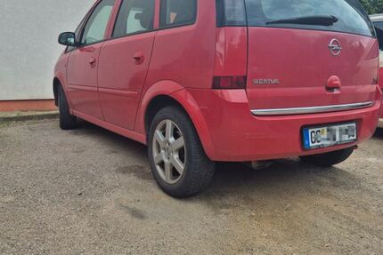 Opel Meriva 148.000 km 800 &euro; Mörfelden Waldorf 64546