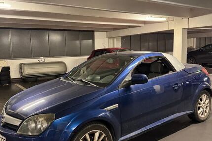Opel Tigra 215.000 km 800 € Frankfurt 65929
