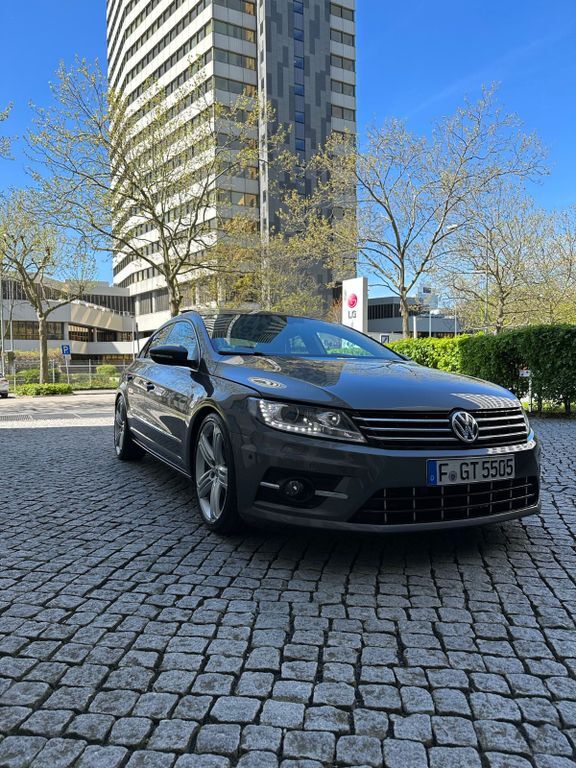 VW CC 168.000 km 14.500 € Frankfurt am Main 65936