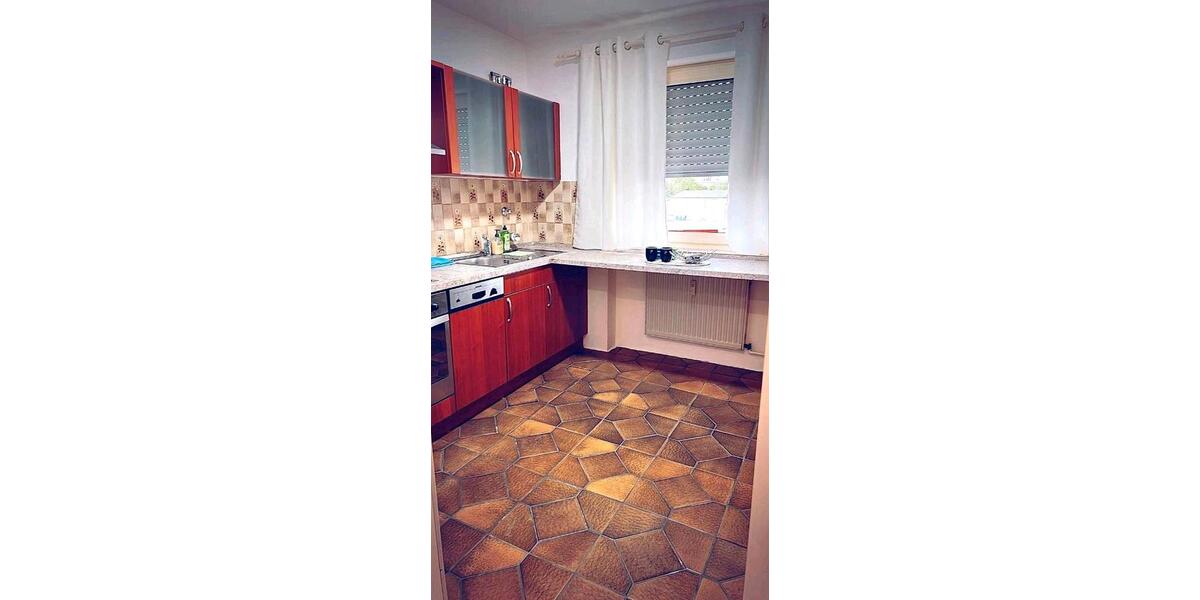 Etagenwohnung Hanau Lamboy - 3 Zimmer, 90 m&sup2;, 30&euro; | Angebot:26613274