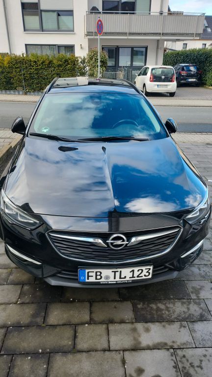 Opel Insignia 136.000 km 14.000 € Karben 61184