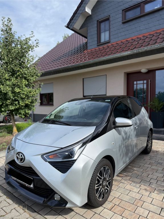 Toyota Aygo (X) 110.500 km 7.900 € Neuberg 63543