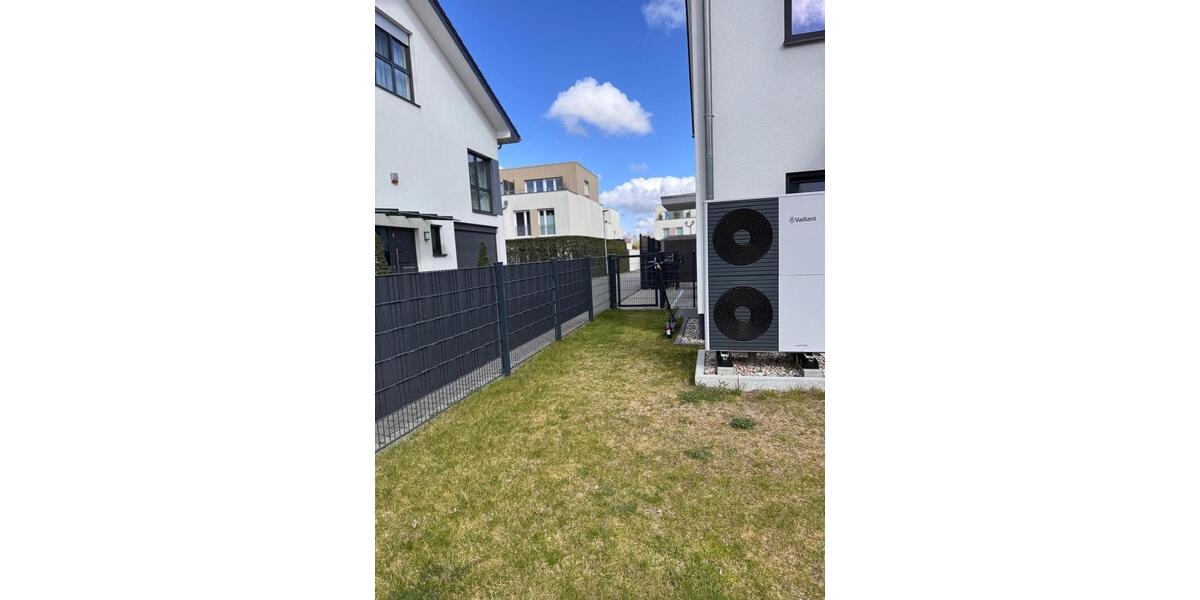 Etagenwohnung Mörfelden-Walldorf Walldorf - 3 Zimmer, 83 m&sup2;, 1.610&euro; | Angebot:26249510